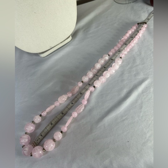 Older frosted pink gumball style statement necklace - Picture 5 of 6